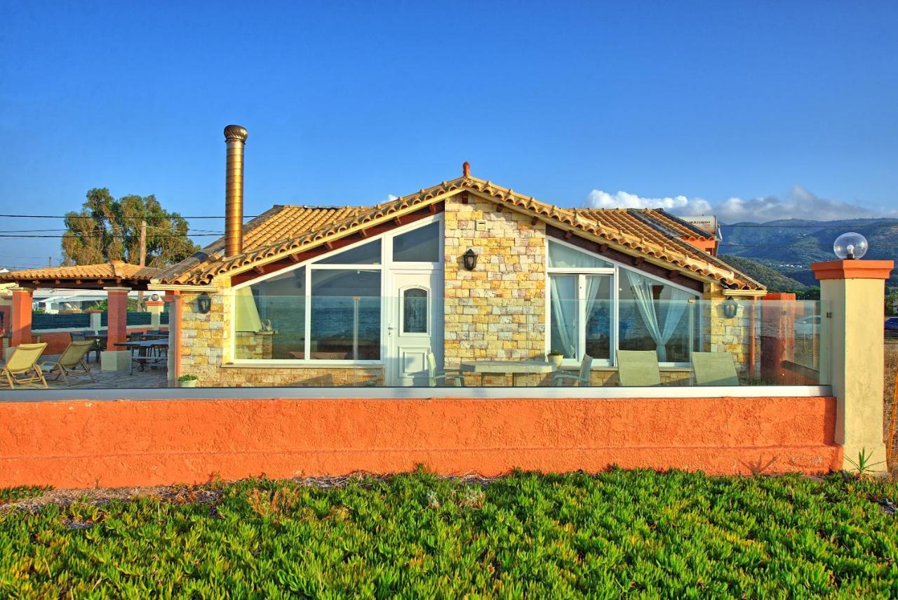Athanasia - With Private Pool On The By Posarellivillas Villa Akharavi