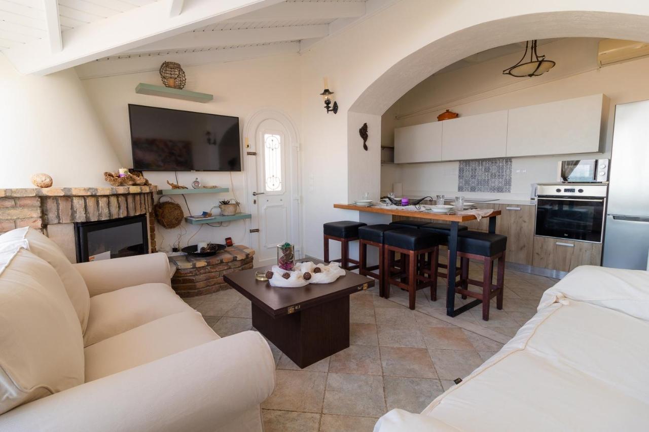 Villa Athanasia - With Private Pool On The By Posarellivillas *